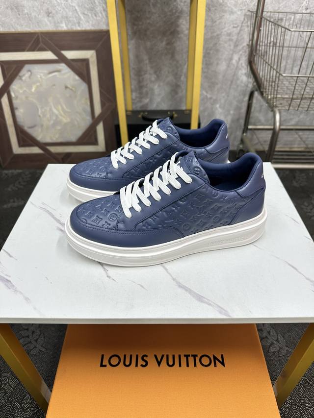 LOUIS VUITTON 路易威登 顶级代购男士最新专柜同步发售，意大利进口原版品牌▲▲丝绸小牛皮 凸显高端 贵气 档次 做工考究 意大利进口水染牛皮内里 鞋