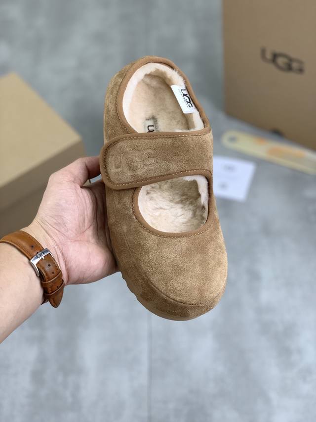 工厂价 实价 女款半拖 真羊毛 UGG 爆款男鞋官方网同步正品品质不是一般市场仿货可比拟的鞋面为进口意大利磨砂牛皮，内里：垫脚级真羊毛只有A级才能显效果 手感柔