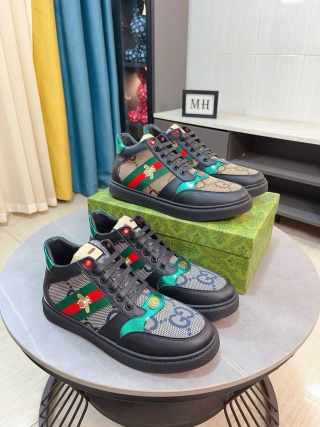 出厂价 GUCCI 古奇 高帮顶级奢侈品牌，最新時尚休闲男鞋，潮流百搭之款，轻松运动风，鞋面意大利进口鳄鱼纹牛皮真皮内里 加超精细做工。原版个性时尚半气垫增高大