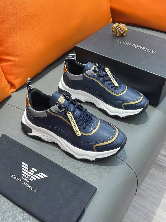 商品名称：ARMANI 阿玛尼 正规码数: 38-44 休闲鞋 商品材料：精选 牛皮鞋面，柔软羊皮垫脚；原厂特供大底。