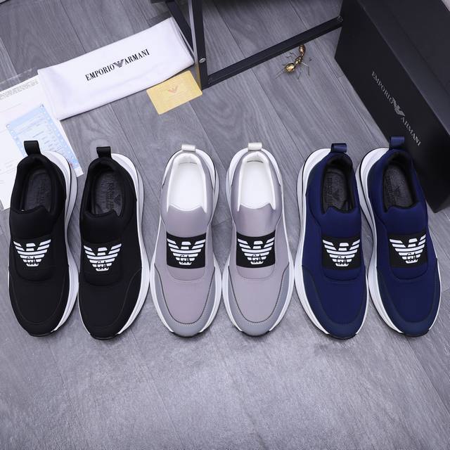 商品商标：Armani 阿玛尼 休闲鞋 正码码数: 38-44 商品材料：精选牛皮拼接鞋面 布内里 橡胶大底