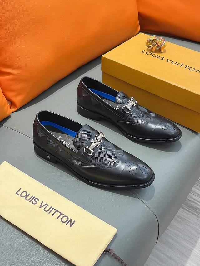 商品名称：LOUIS VUITTON 路易 威登 正规码数: 38-44 皮鞋 商品材料：精选 牛皮鞋面，舒适牛皮内里；原厂大底。 - 点击图像关闭