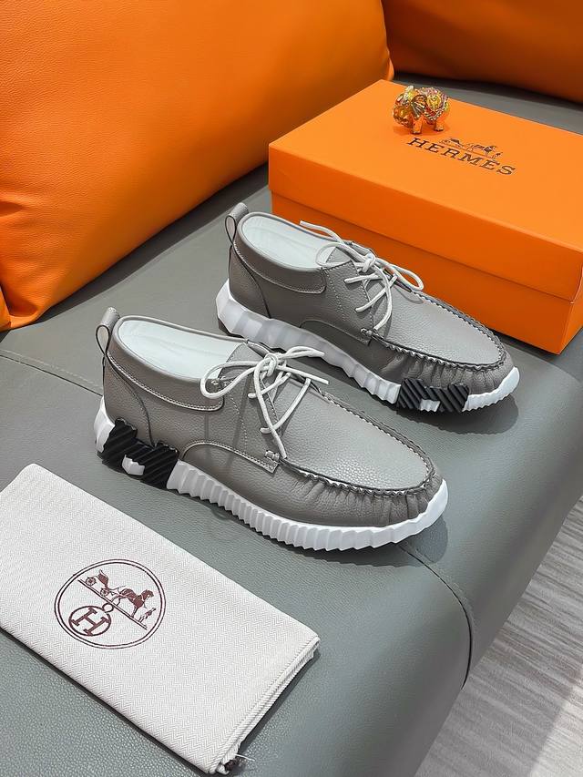 商品名称：HERMES 爱马仕 正规码数: 38-44 休闲鞋 商品材料：精选 牛皮鞋面，舒适羊皮内里；原厂大底。