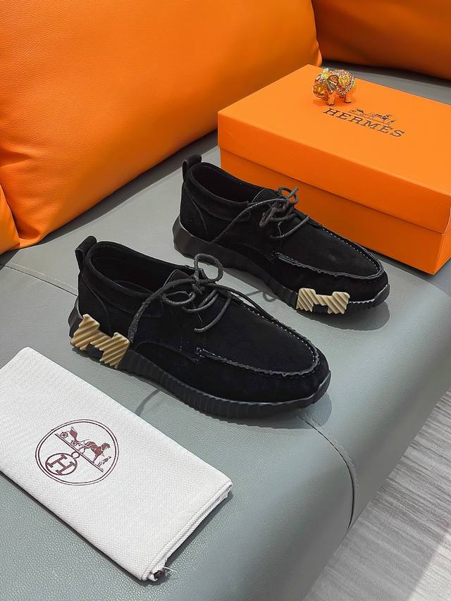 商品名称：HERMES 爱马仕 正规码数: 38-44 休闲鞋 商品材料：精选 牛皮鞋面，舒适羊皮内里；原厂大底。