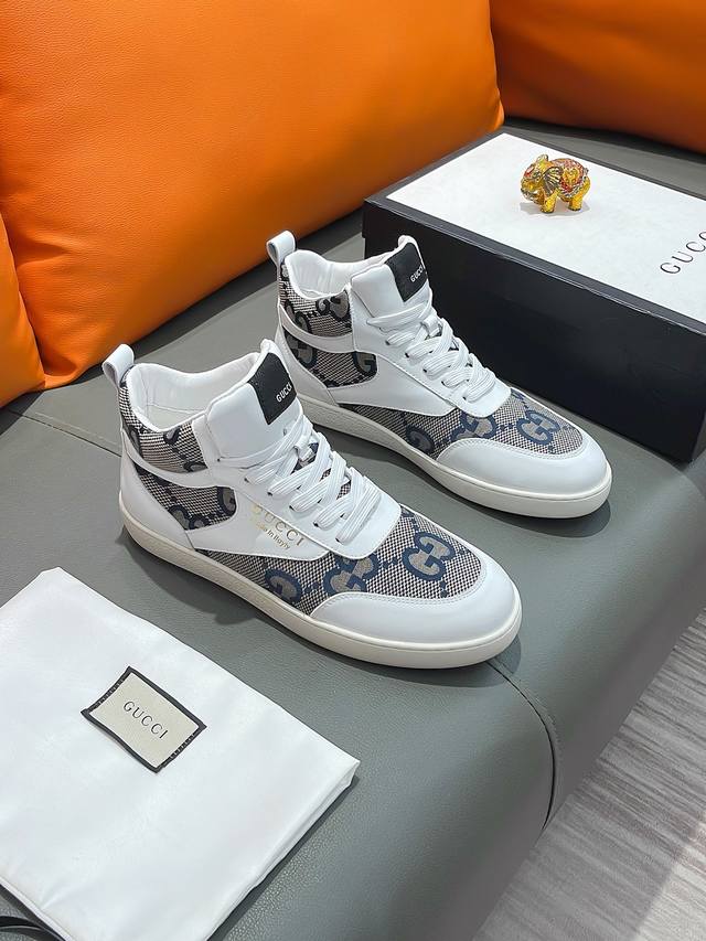 商品名称：GUCCI 古驰 正规码数: 38-44 高帮鞋 商品材料：精选 牛皮鞋面，柔软羊皮内里；原厂大底。