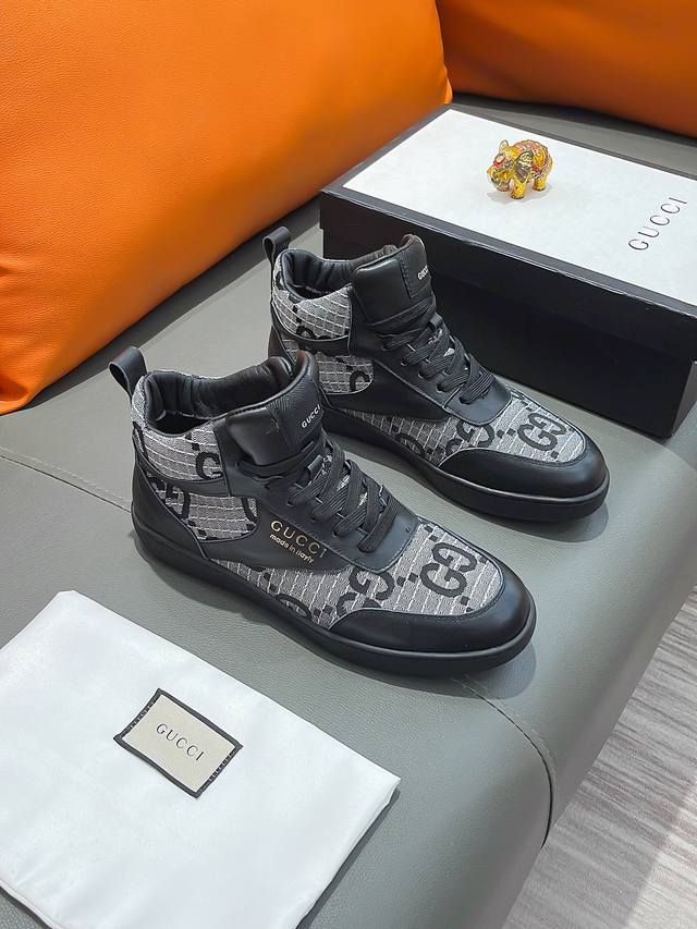 商品名称：GUCCI 古驰 正规码数: 38-44 高帮鞋 商品材料：精选 牛皮鞋面，柔软羊皮内里；原厂大底。