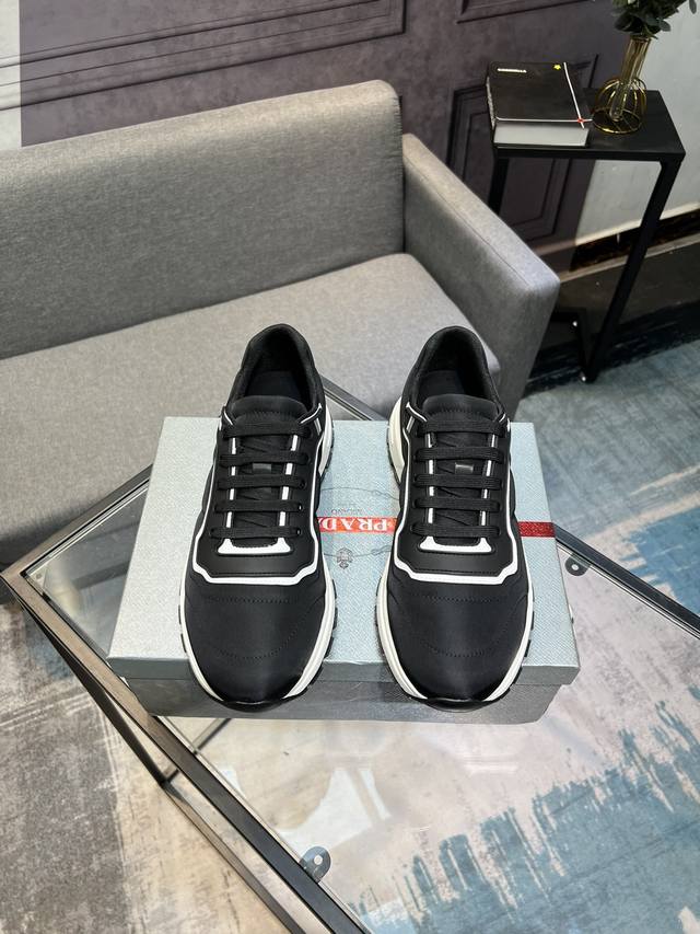 PRADA 普拉达 休闲鞋 正码码数: 38-44 45可定做 商品材料：精选 牛皮材质，真皮内里 原版大底