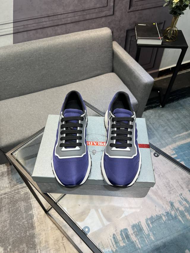 PRADA 普拉达 休闲鞋 正码码数: 38-44 45可定做 商品材料：精选 牛皮材质，真皮内里 原版大底