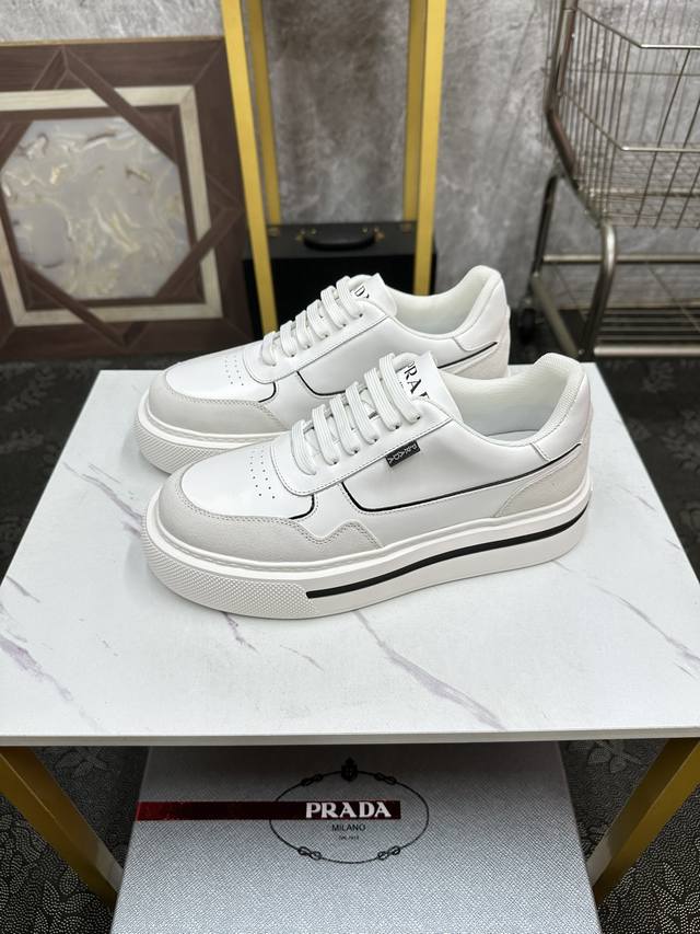 PRADA-普拉达 顶级版本，套楦工艺，油边工艺，面料：高档牛皮。38–44 45订做不退换 X5