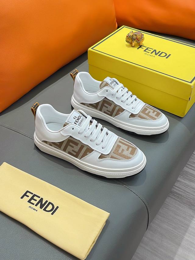 商品名称：FENDI 芬迪 正规码数: 38-44 休闲鞋 商品材料：精选 牛皮鞋面，柔软羊皮内里；原厂大底。