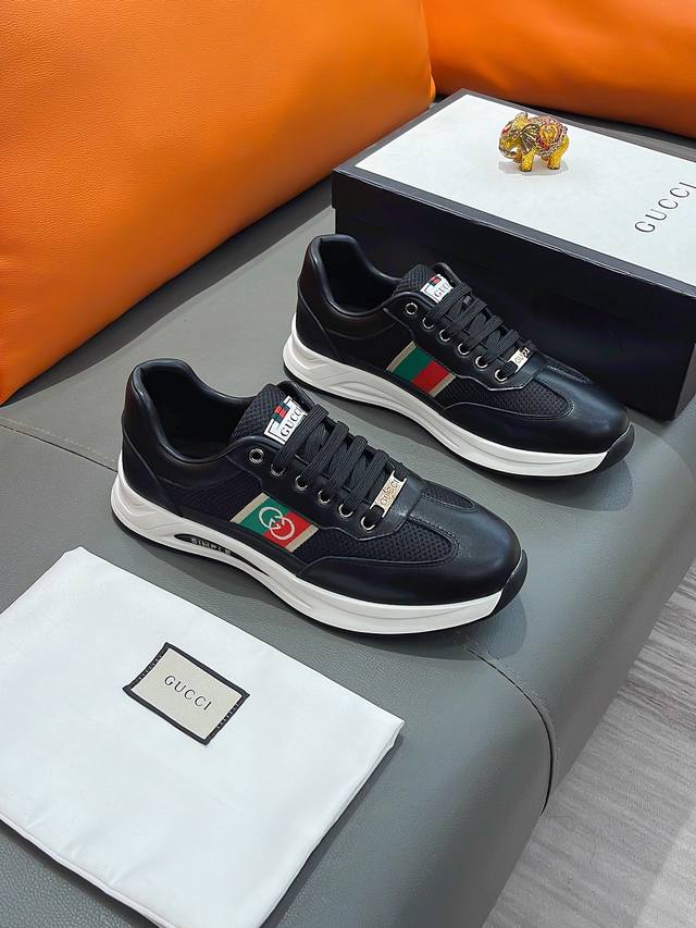 商品名称：GUCCI 古驰 正规码数: 38-44 休闲鞋 商品材料：精选 牛皮鞋面，柔软羊皮内里；原厂大底。