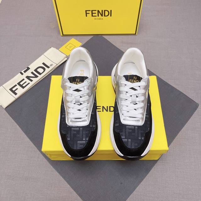 Fendi 芬迪 2024男士最新款！专柜同步上市！原版一比一复刻。全进口头层小牛皮搭配网布 舒适内里 羊皮垫脚，内里采用头层顶级羊皮，原版原厂特供橡胶大底。引