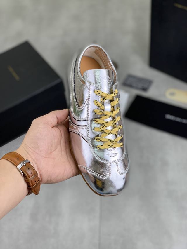 工厂价 实价 G027代购级Dries Van Noten DVN 马拉松复古德训鞋Dries Van Noten 2024春夏系列 设计师通过改造扭曲和颠覆经