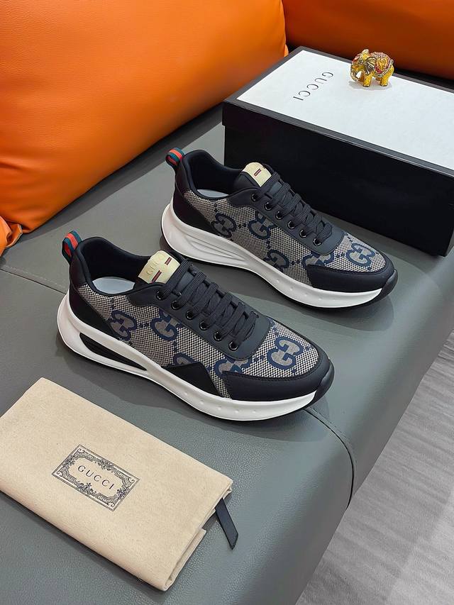 商品名称：Gucci 古驰 正规码数: 38-44 休闲鞋 商品材料：精选 进口牛皮鞋面，舒适羊皮内里；原厂大底。