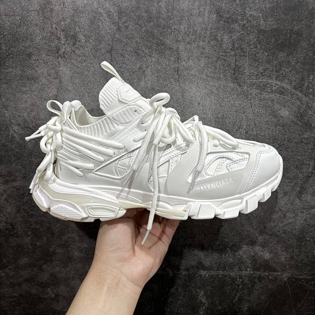 Ok版本 Balenciaga Track 3.0 巴黎世家三代复古老爹鞋 套娃绑带鞋纯白 全套原纸板楦头开发 最原汁原味的灵魂版型 全鞋荧光划线卡点 胶水把控