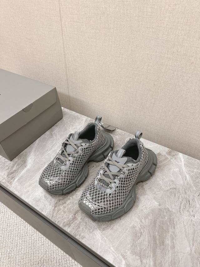 balenciaga巴黎世家 最新钻钻3Xl Sneaker系列 情侣款 运动鞋 原版rmb12300购入开发 做货 Balenciaga 3Xl Sneake