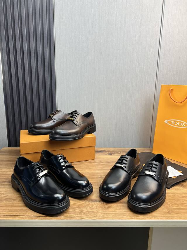 工厂价 Tod'S 托德斯男士正装休闲皮鞋，采用头层牛皮制作，质感超强，正面饰以经典品牌logo，原版橡胶防滑大底，脚感舒适，经久耐穿！ Size：38-44