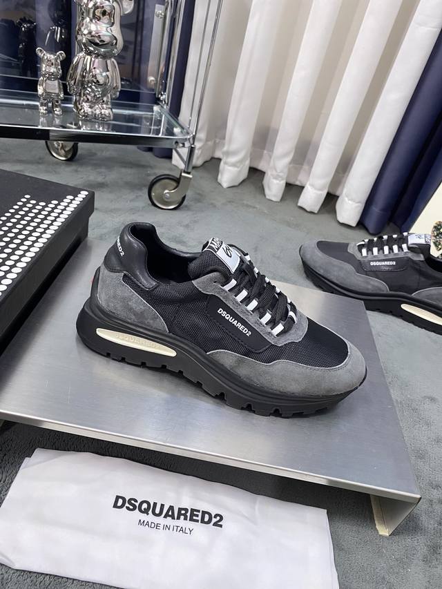 商品商标: Dsquared2 D2次方 正码码数: 38-45 商品材料: 鞋面牛皮拼接布料鞋面，布里羊皮垫，鞋底：原厂特供原版橡胶大底，独家活动成型底超级舒