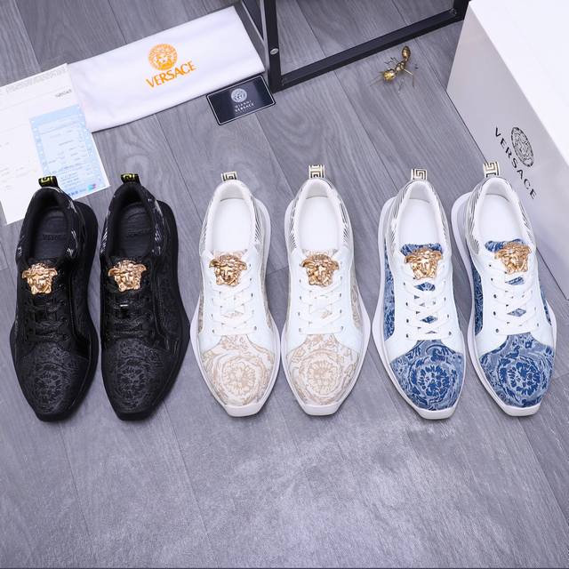 商品商标：Versace 范思哲 休闲鞋 正码码数: 38-44 商品材料：精选牛皮拼接透气鞋面 网内里 牛皮鞋墊 橡胶大底