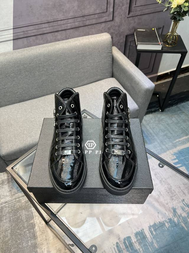 philipp Plein 菲利普普来因 男鞋高端品牌 鞋面进口头层牛皮羊皮内里，原版五金扣。惊世之作，与官方的质量相比美的1：1复刻！打造时尚个性衬托你的与众