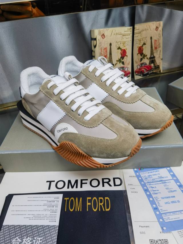 实价不让利 ！汤姆 Tom Ford 美国复古轻奢 情侣款size：35-44 Tom Ford设计师曾经是古888驰的设计师，来自美国品牌，贸易单，国内罕见，