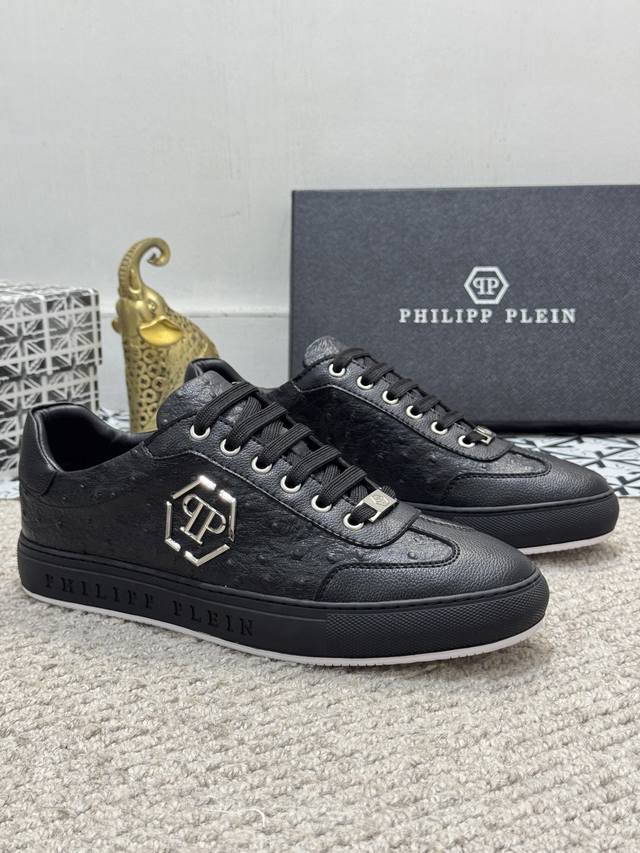 出厂价 实价 Philipp Plein 菲利普普来因 高帮男鞋高端品牌 官网1:1。鞋面采用牛皮羊皮内里，原版五金配件，独家新款，惊世之作，与官方的质量相比美