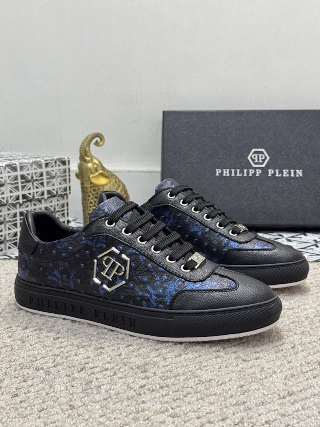 出厂价 实价 Philipp Plein 菲利普普来因 高帮男鞋高端品牌 官网1:1。鞋面采用牛皮羊皮内里，原版五金配件，独家新款，惊世之作，与官方的质量相比美