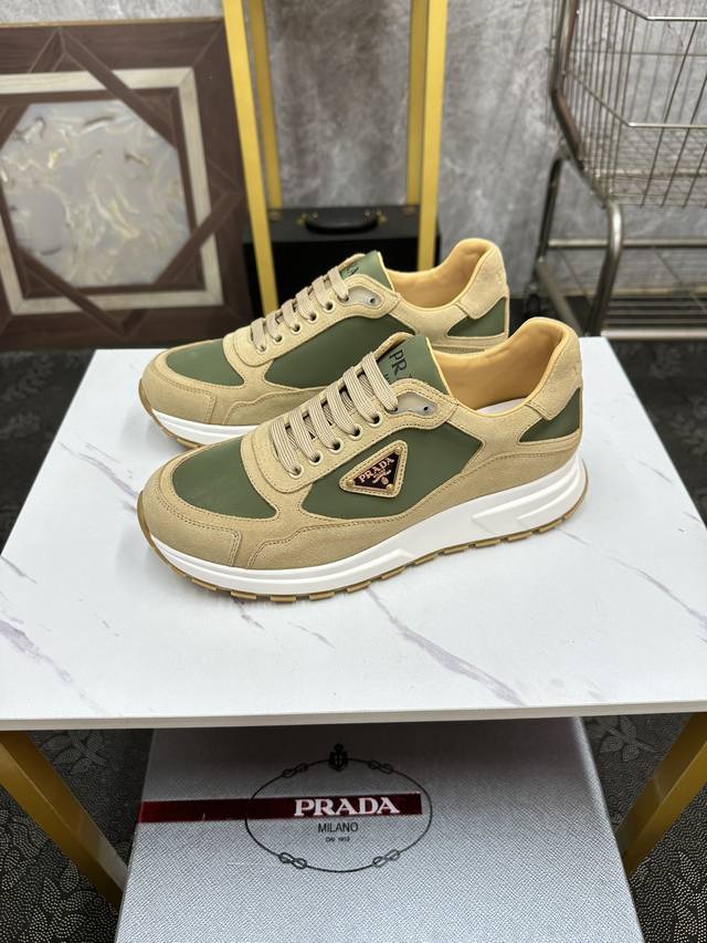 Prada-普拉达 顶级版本，套楦工艺，油边工艺，面料：高档牛皮。38–44 45订做不退换 X5