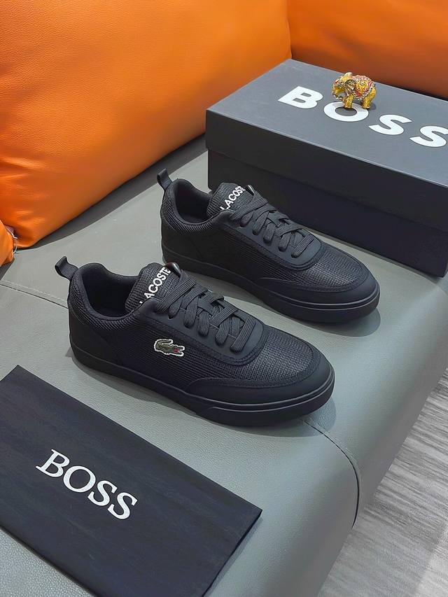 商品名称：Boss 波士 正规码数: 38-44 休闲鞋 商品材料：精选 牛皮鞋面，舒适羊皮内里 ；原厂大底。