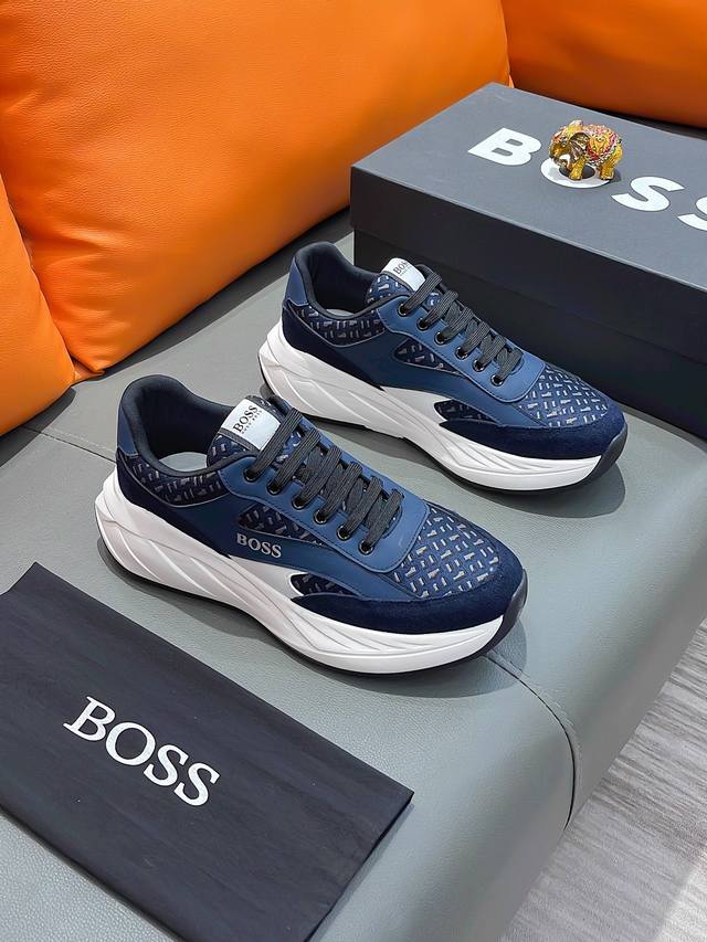 商品名称：Boss 波士 正规码数: 38-44 休闲鞋 商品材料：精选 牛皮鞋面，舒适羊皮内里 ；原厂大底。