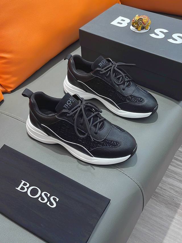 商品名称：Boss 波士 正规码数: 38-44 休闲鞋 商品材料：精选 牛皮鞋面，舒适羊皮内里 ；原厂大底。