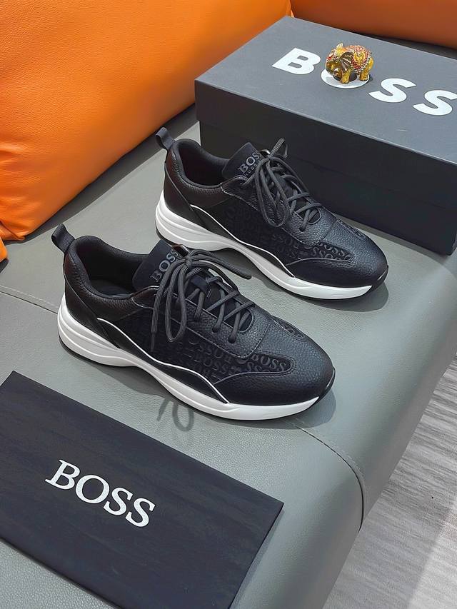 商品名称：Boss 波士 正规码数: 38-44 休闲鞋 商品材料：精选 牛皮鞋面，舒适羊皮内里 ；原厂大底。