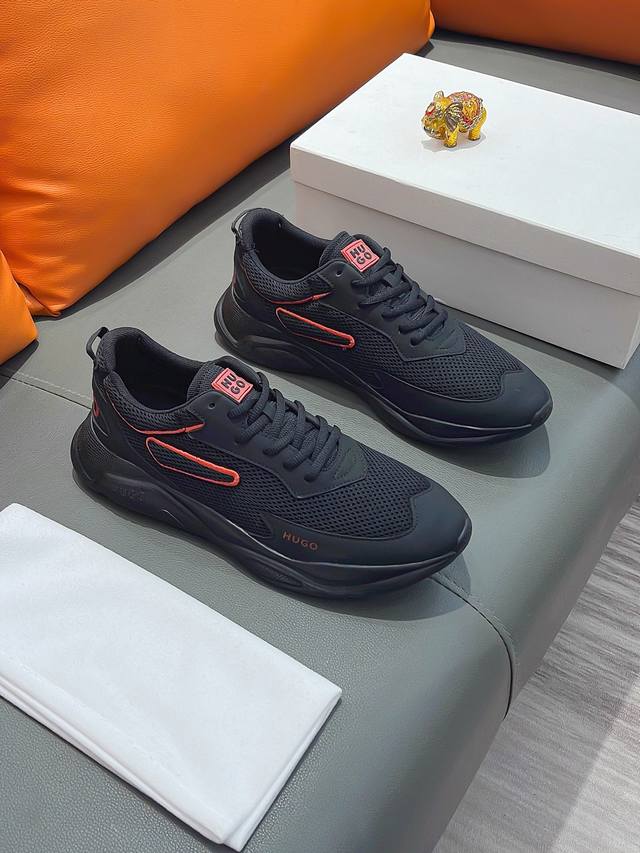 商品名称：Armani 阿玛尼 正规码数: 38-44 休闲鞋 商品材料：精选 牛皮鞋面，柔软羊皮垫脚；原厂特供大底。