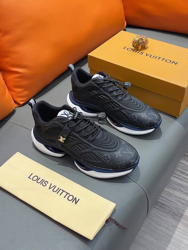 商品名称：Louis Vuitton 路易 威登 正规码数: 38-44 休闲鞋 商品材料：精选 牛皮鞋面，柔软羊皮内里；原厂大底。