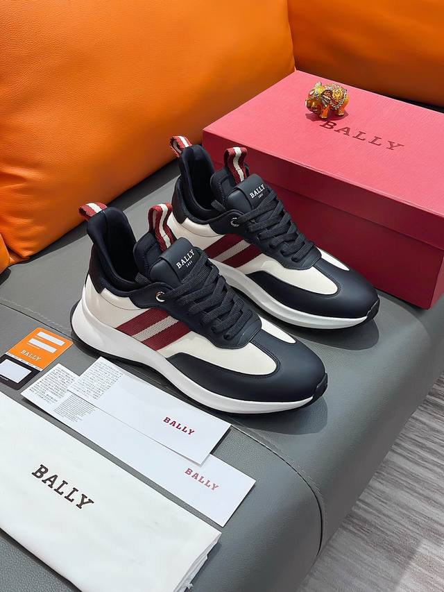 商品名称：Bally 巴利 正规码数: 38-44 高帮鞋 商品材料：精选 牛皮鞋面，柔软羊皮内里；原厂大底。