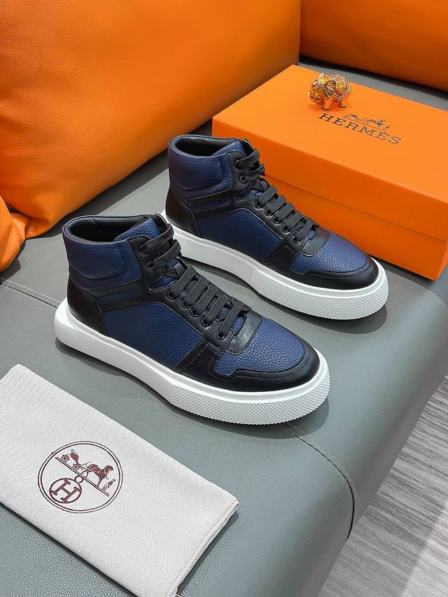 商品名称：Hermes 爱马仕 正规码数: 38-44 高帮鞋 商品材料：精选 牛皮鞋面，舒适羊皮内里；原厂大底。