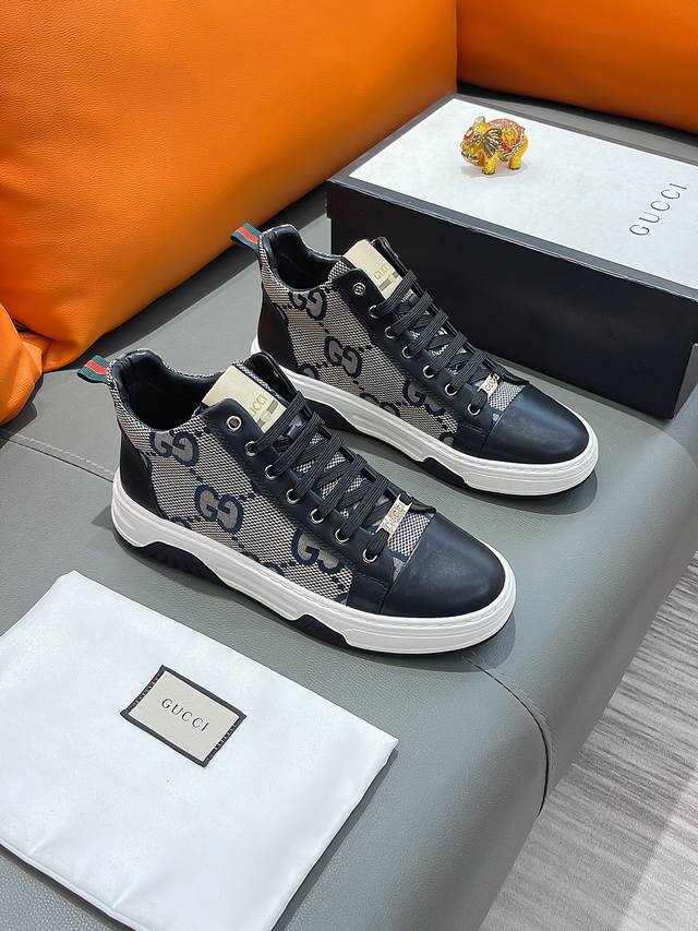 商品名称：Gucci 古驰 正规码数: 38-44 高帮鞋 商品材料：精选 牛皮鞋面，柔软羊皮内里；原厂大底。