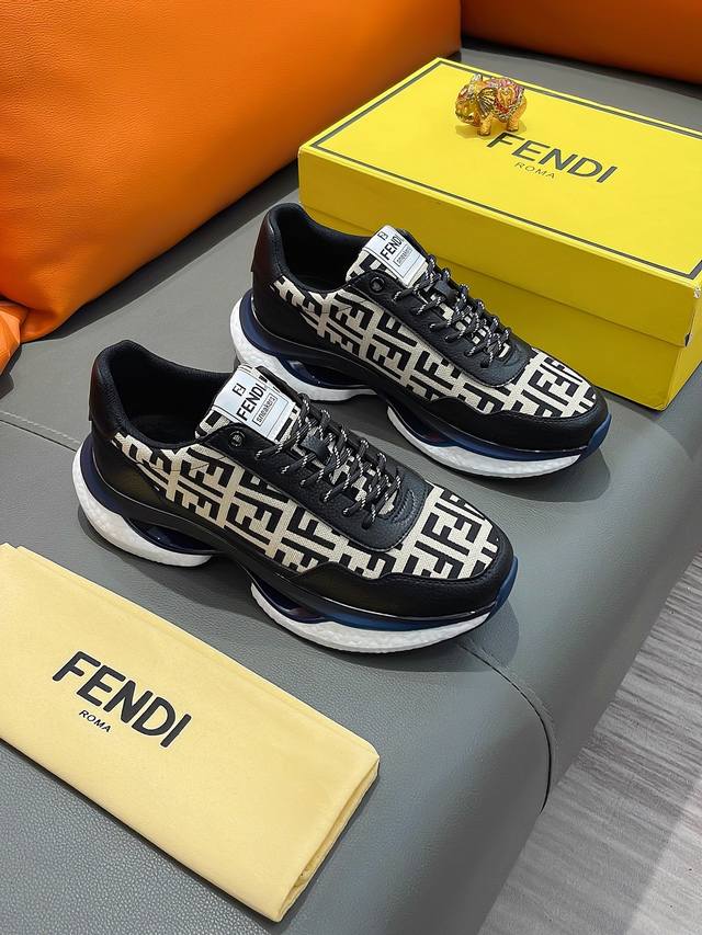 商品名称：Fendi 芬迪 正规码数: 38-44 休闲鞋 商品材料：精选 牛皮鞋面，柔软羊皮内里；原厂大底。