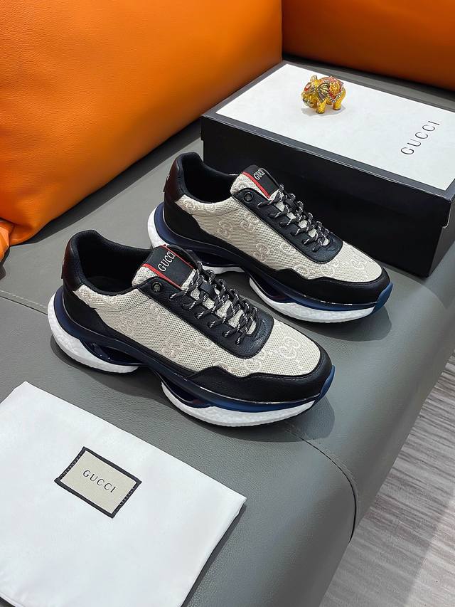 商品名称：Gucci 古驰 正规码数: 38-44 休闲鞋 商品材料：精选 牛皮鞋面，柔软羊皮内里；原厂大底。