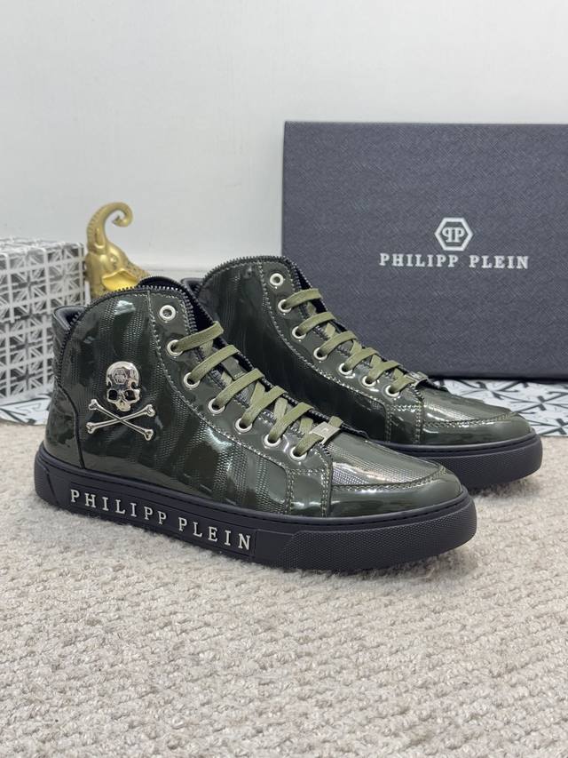 出厂价 实价 Philipp Plein-菲利普普来因 Philipp Plein 菲利普普来因 高帮男鞋高端品牌 官网1:1。鞋面采用意大利进口头层小牛皮羊皮