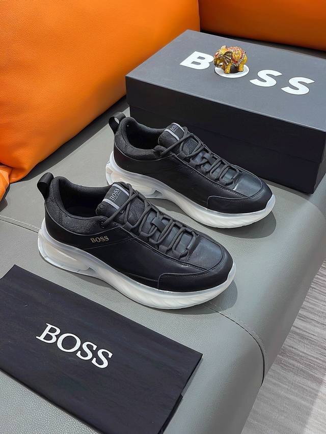 商品名称：Boss 波士 正规码数: 38-44 休闲鞋 商品材料：精选 牛皮鞋面，舒适羊皮内里 ；原厂大底。