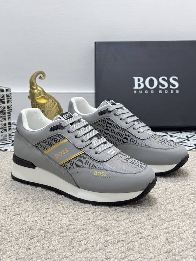 出厂价 实价 Boss C运动男鞋，本款是官方主打经典款，1:1质量，原厂名师制作，采用进口牛皮舒适网布内里 完美楦型，大方时尚的设计，吸引了众多消费者的追捧，