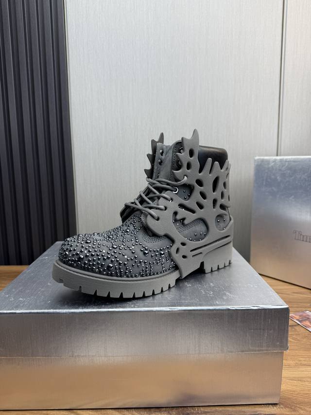 工厂价Timberland 添柏岚 大黄靴 及踝靴 短靴爆款热卖一双鞋子两种穿搭时尚铆钉装饰面料: 原版定制进口头层牛皮内里: 原版定制皮里 网里大底: 原版开