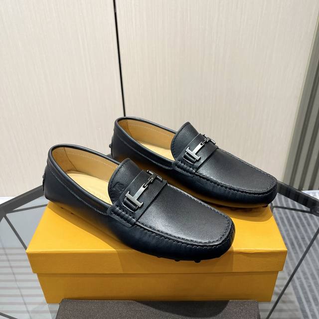 Tods 官网同步 高端品质头层牛皮水染牛皮里尺码38-45 - 点击图像关闭