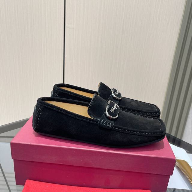 Ferragamo 高端品质头层小牛皮牛皮内里尺码38-45