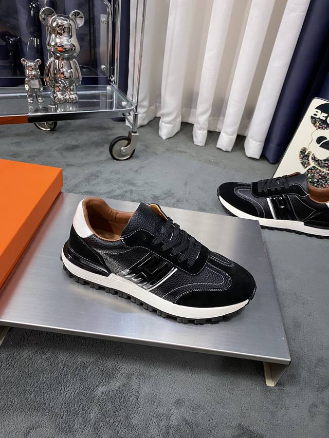 商品商标: Hermes 爱马仕正码码数:38-44商品材料: He*Mes 牛皮鞋面高级羊皮内里垫脚，耐磨防滑橡胶大底，超高品控 做工精细：凸显 高端 贵气 - 点击图像关闭