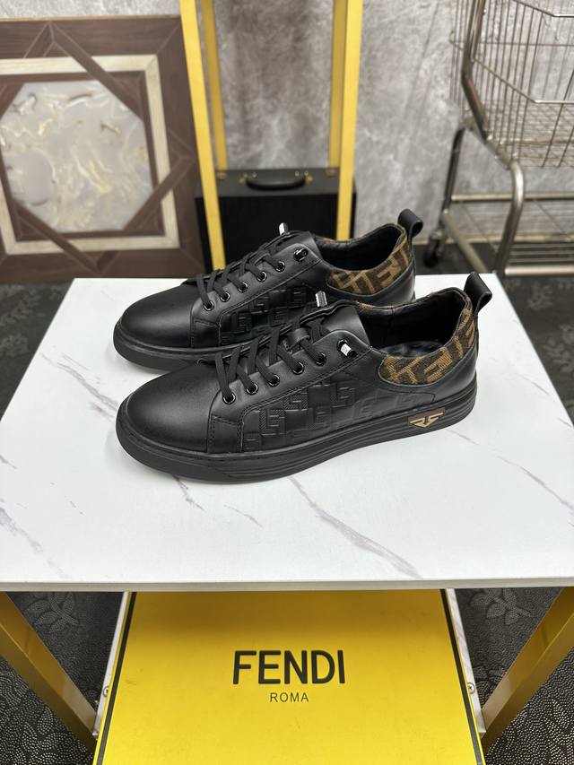 Fendi-芬迪 官网同步 专柜品质 时尚简约经典款 进口原版牛皮面料 猪皮内里 原版大底 尺码 Size :38-44 45定做不退换 X2