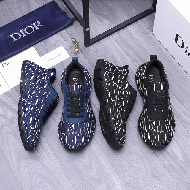 商品商标：Dior 迪奥 包底休闲鞋正码码数: 38-44商品材料：精选透气织布拼接牛皮鞋面 网内里 牛皮鞋墊 橡胶大底