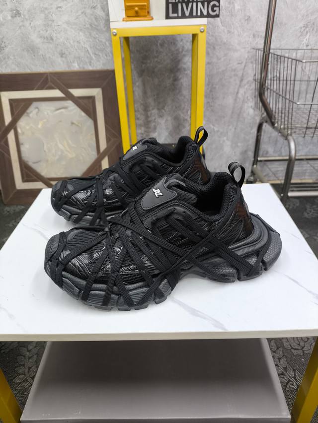 纯原版本巴黎世家 Phantom Sneaker 3Xl 24Ss 绑带款 全新十代半潮流跑鞋 原厂原档案开发 原盒原标 原厂组合底开模 采用原厂材料所有细节做