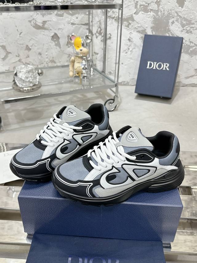 工厂价： 高版本Dior 迪奥最新配色b30系列 反光 老爹运动鞋原版8690购入开发 做货 全新b30运动鞋 顺应复古市场的趋势的 Dad Shoes风格鞋款